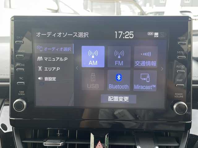 トヨタ カローラツーリング ハイブリッド ダブルバイビー 愛知県 2021(令3)年 1.3万km ブラックマイカ/プラチナホワイトパールマイカ /禁煙//ワンオーナー//純正17AW//純正ナビ機能付きディスプレイオーディオ//BT/フルセグ/Miracast//バックカメラ//ビルトインETC//前後ドライブレコーダー//ハーフレザーシート//LTA/ACC/PCS/BSM//RCTA/PKSB/RSA//前後クリアランスソナー//横滑り防止装置//盗難防止装置//電子制御パーキングブレーキ//ブレーキホールド//本革巻きステアリング//ステアリングスイッチ//LEDオートライト//オートマチックハイビーム//フォグランプ//純正フロアマット//純正ドアバイザー//新車時保証書//取扱説明書//ナビ取扱説明書//ディーラー記録簿　R4.5 R4.11 R5.11 R6.10//スペアスマートキー
