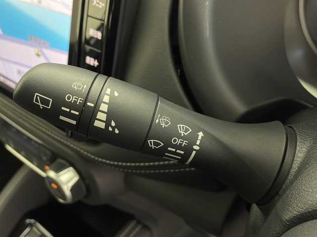 日産 キックス 鹿児島県 2020(令2)年 6.2万km ブリリアントホワイトパール 純正ＳＤナビ/（フルセグ/Bluetooth/CD）/プロパイロット　/アラウンドビューモニター/バックカメラ　/純正ドライブレコーダー　/ビルドインＥＴＣ　/シートヒーター　/ハーフレザー　/デジタルインナーミラー　/ルーフエンドスポイラー　/ルーフレール　/レーンキープアシスト/ステアリングスイッチ/ステアリングヒーター/フォグライト/オートライト/LEDヘッドライト/純正17インチアルミホイール/スマートキー/プッシュスタートボタン/スペアキー1本