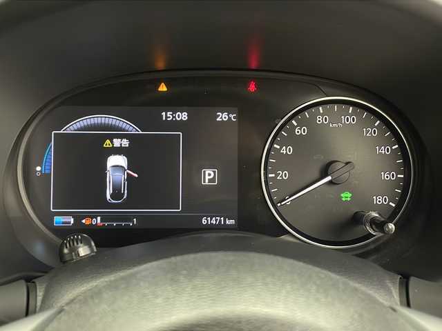 日産 キックス 鹿児島県 2020(令2)年 6.2万km ブリリアントホワイトパール 純正ＳＤナビ/（フルセグ/Bluetooth/CD）/プロパイロット　/アラウンドビューモニター/バックカメラ　/純正ドライブレコーダー　/ビルドインＥＴＣ　/シートヒーター　/ハーフレザー　/デジタルインナーミラー　/ルーフエンドスポイラー　/ルーフレール　/レーンキープアシスト/ステアリングスイッチ/ステアリングヒーター/フォグライト/オートライト/LEDヘッドライト/純正17インチアルミホイール/スマートキー/プッシュスタートボタン/スペアキー1本