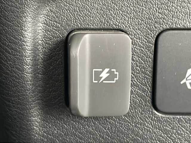 日産 キックス 鹿児島県 2020(令2)年 6.2万km ブリリアントホワイトパール 純正ＳＤナビ/（フルセグ/Bluetooth/CD）/プロパイロット　/アラウンドビューモニター/バックカメラ　/純正ドライブレコーダー　/ビルドインＥＴＣ　/シートヒーター　/ハーフレザー　/デジタルインナーミラー　/ルーフエンドスポイラー　/ルーフレール　/レーンキープアシスト/ステアリングスイッチ/ステアリングヒーター/フォグライト/オートライト/LEDヘッドライト/純正17インチアルミホイール/スマートキー/プッシュスタートボタン/スペアキー1本