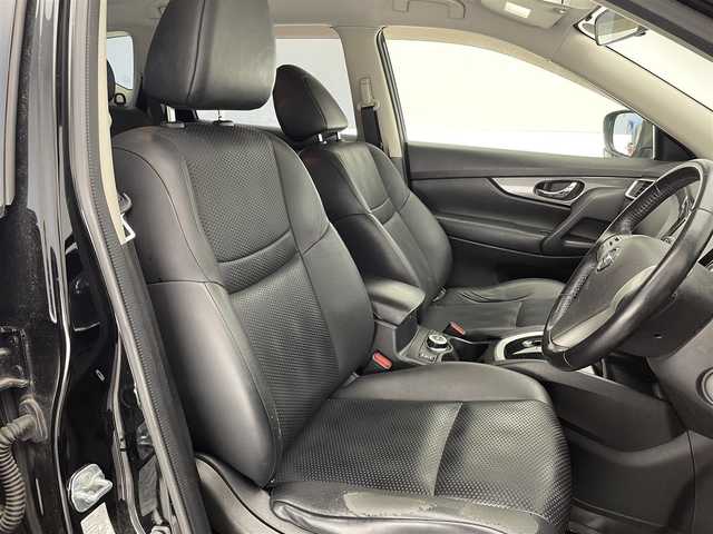 日産 エクストレイル 20X 青森県 2014(平26)年 10.3万km ダイヤモンドブラック (株)IDOMが運営する【じしゃロン青森店】の自社ローン専用車両になりますこちらは現金、またはオートローンご利用時の価格です。自社ローンご希望の方は別途その旨お申付け下さい。/４WD/HDDナビ/バックカメラ/ETC/シートヒーター/オートライト/LEDヘッドライト/電動格納ミラー/ダウンヒルアシストコントロール/社外アルミホイール/純正フロアマット/サイドバイザー/フォグランプ/ウィンカーミラー/プッシュスタート/アイドリングストップ