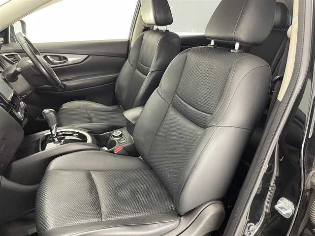 日産 エクストレイル 20X 青森県 2014(平26)年 10.3万km ダイヤモンドブラック (株)IDOMが運営する【じしゃロン青森店】の自社ローン専用車両になりますこちらは現金、またはオートローンご利用時の価格です。自社ローンご希望の方は別途その旨お申付け下さい。/４WD/HDDナビ/バックカメラ/ETC/シートヒーター/オートライト/LEDヘッドライト/電動格納ミラー/ダウンヒルアシストコントロール/社外アルミホイール/純正フロアマット/サイドバイザー/フォグランプ/ウィンカーミラー/プッシュスタート/アイドリングストップ