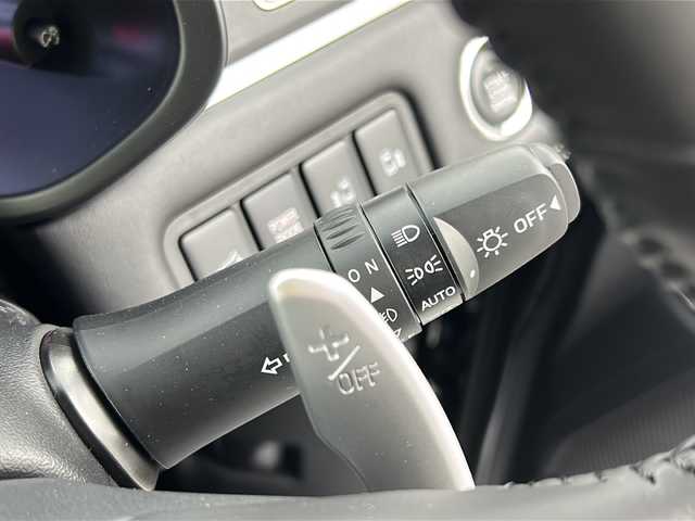 三菱 デリカＤ：５ シャモニー 大阪府 2025(令7)年 0.1千km グラファイトグレーメタリック/ブラックマイカ 登録済み未使用車/全方位カメラ(バック、サイド、フロント)/ブラインドスポットモニター/パワースライドドア/パワーバックドア/E-Assist/・衝突被害軽減ブレーキシステム/・車線逸脱警報システム/・レーダークルーズコントロールシステム/・オートマチックハイビーム/・誤発進抑制機能/・後側方車両検知警報システム/・後退時交差車車両検知警報システム/両側パワースライドドア/パワーバックドア/電動サイドステップレス/パワーシート(D席)/シートヒーター(D/N席)/ステアリングヒーター/ハーフレザーシート/純正AW/オートライト/保証書/取扱説明書/CHAMONIX (8人)　4WD　e-Assist/オリジナルナビ取付パッケージ＋リアモニター取付パッケージ(25/300)　ステップレス　（8人）