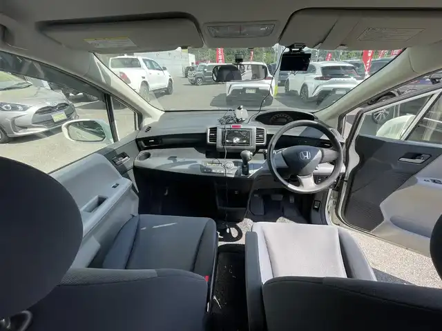 ホンダ フリード FLEX ジャストセレクション 千葉県 2009(平21)年 12.9万km プレミアムホワイトパール ４ＷＤ/片側パワースライドドア/ＥＴＣ/純正フロアマット/ドアバイザー/社外１５インチアルミホイール