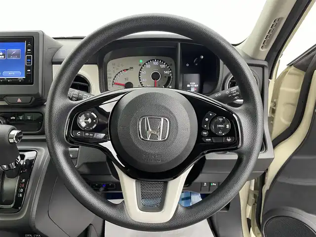 ホンダ Ｎ ＯＮＥ オリジナル 宮城県 2023(令5)年 0.6万km プレミアムアイボリーパールⅡ 純正ナビ/(AM/FM/TV/iPod/SD/USB/BT/AUX/CD/DVD)/バックカメラ/ETC/ホンダセンシング/ハーフレザー/プッシュスタート/スマートキー/スペアキー/オートライト/オートマチックハイビーム/LEDヘッドライト/ヘッドライトレベライザー/ドアバイザー/純正フロアマット