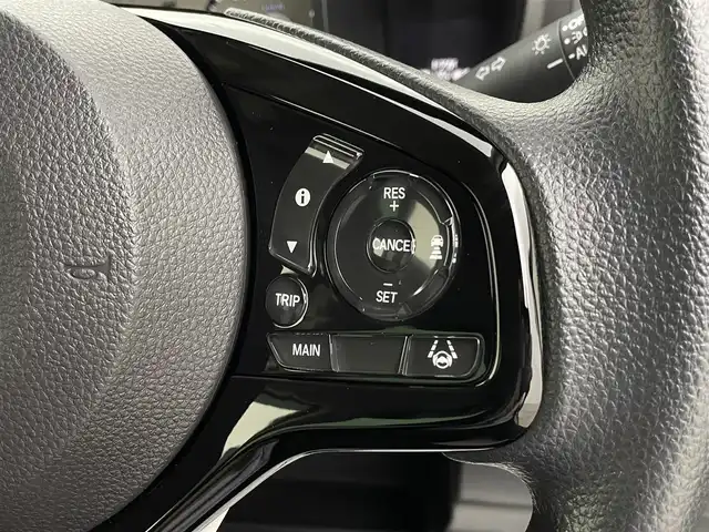 ホンダ Ｎ ＯＮＥ オリジナル 宮城県 2023(令5)年 0.6万km プレミアムアイボリーパールⅡ 純正ナビ/(AM/FM/TV/iPod/SD/USB/BT/AUX/CD/DVD)/バックカメラ/ETC/ホンダセンシング/ハーフレザー/プッシュスタート/スマートキー/スペアキー/オートライト/オートマチックハイビーム/LEDヘッドライト/ヘッドライトレベライザー/ドアバイザー/純正フロアマット