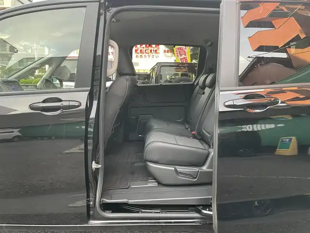 ホンダ フリード＋ G ホンダセンシング 東京都 2022(令4)年 1.3万km クリスタルブラックパール ワンオーナー/Sパッケージ/Cパッケージ/純正SDナビ【VXM-227VFNi】/（フルセグ/BTオーディオ/AppleCarPlay）/バックカメラ/ドライブレコーダー【CS-91FH】/両側パワースライドドア/ホンダセンシング/・アダクティブクルーズコントロール/・車線維持支援システム/・路外逸脱抑制機能/・誤発進抑制機能/前席シートヒーター/LEDヘッドランプ/アクティブコーナリングランプ/ETC/取扱説明書/保証書