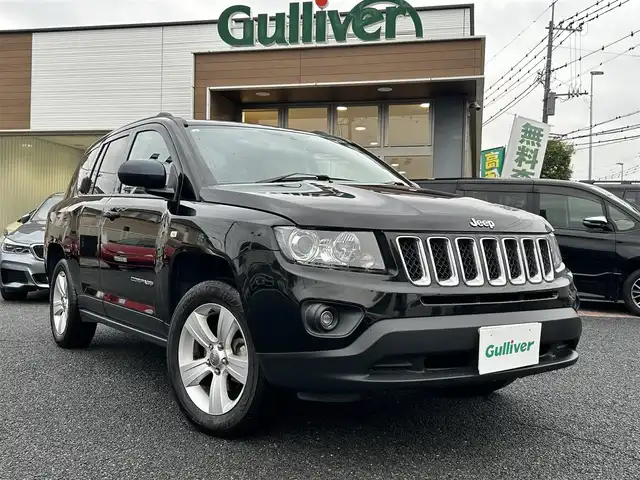 クライスラー・ジープ ジープ コンパス フリードライブエディション 埼玉県 2017(平29)年 7.6万km 黒 ヒーテッドミラー/クルーズコントロール/社外ナビ（Ｂｌｕｅｔｏｏｔｈ、ＣＤ、ＤＶＤ、ワンセグＴＶ）/バックカメラ/MTモード付AT/横滑り防止装置/オートライト/リモコンキー/スペアキー/ＥＴＣ