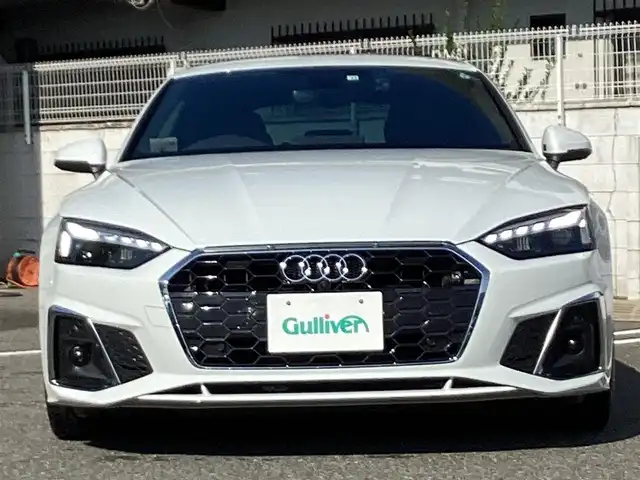 アウディ Ａ５ SB 35TDI Sライン 大阪府 2022(令4)年 2万km グレイシアホワイトメタリック ワンオーナー/純正メモリーナビ・フルセグTV・Bluetooth/MMIタッチレスポンス付きディスプレイ/アウディ アクティブレーンアシスト/前後ドライブレコーダー/アウディ ジャムアシスト/アウディ サイドアシスト/リアパーキングシステム/サラウンドビューカメラ/ステアリングヒーター/アシストパーキング/スマートキー2個/パワートランク/パドルシフト/前席パワーシート/ビルトインETC2.0/LEDオートヘッドライト/アウディ プレーンアシスト/合皮シート・シートヒーター/エクジットワーニングシステム/純正18インチアルミホイール/アダプティブクルーズコントロール