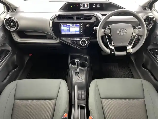 トヨタ アクア S スタイルブラック 福島県 2019(平31)年 2.9万km ダークブルーマイカ トヨタセーフティセンス/・プリクラッシュセーフティシステム（対車両）/・レーンディパーチャーアラート/・オートマチックハイビーム/純正SDナビ/・型番：ＮＳＺＴ－Ｗ６８Ｔ/・フルセグ/CD/DVD/SD/BT/FM/AM/・バックカメラ/・ビルトインETC/ドライブレコーダー/ステアリングスイッチ/LEDヘッドライト/・フォグランプ/・オートライト/ウィンカーミラー/・電動格納ミラー/純正フロアマット/ドアバイザー/プッシュスタート/・スマートキー/・スペアキー×１