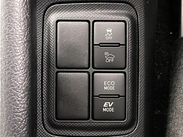 トヨタ アクア S スタイルブラック 福島県 2019(平31)年 2.9万km ダークブルーマイカ トヨタセーフティセンス/・プリクラッシュセーフティシステム（対車両）/・レーンディパーチャーアラート/・オートマチックハイビーム/純正SDナビ/・型番：ＮＳＺＴ－Ｗ６８Ｔ/・フルセグ/CD/DVD/SD/BT/FM/AM/・バックカメラ/・ビルトインETC/ドライブレコーダー/ステアリングスイッチ/LEDヘッドライト/・フォグランプ/・オートライト/ウィンカーミラー/・電動格納ミラー/純正フロアマット/ドアバイザー/プッシュスタート/・スマートキー/・スペアキー×１