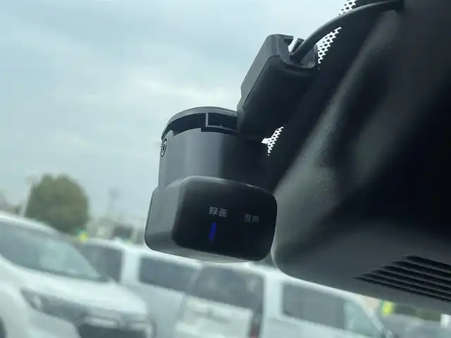 日産 ノート X 群馬県 2023(令5)年 1万km ピュアホワイトパール エマージェンシ―ブレーキ/・BSM/・LKA/・ふらつき警報/・標識認識/ワンオーナー/純正SDナビ/（AM/FM/CD/DVD/BT/SD/HDMI）/フルセグTV/全方位カメラ/デジタルインナーミラー/ETC/ドラレコ（前方のみ）/純正フロアマット/純正ドアバイザー/ステアリングリモコン/コーナーセンサー/保証書/取説/スペア―キー