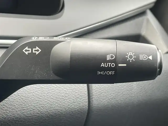 日産 ノート X 群馬県 2023(令5)年 1万km ピュアホワイトパール エマージェンシ―ブレーキ/・BSM/・LKA/・ふらつき警報/・標識認識/ワンオーナー/純正SDナビ/（AM/FM/CD/DVD/BT/SD/HDMI）/フルセグTV/全方位カメラ/デジタルインナーミラー/ETC/ドラレコ（前方のみ）/純正フロアマット/純正ドアバイザー/ステアリングリモコン/コーナーセンサー/保証書/取説/スペア―キー