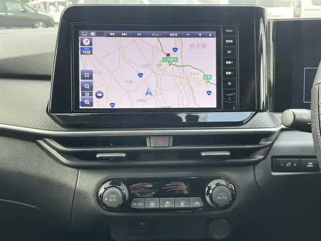 日産 ノート X 群馬県 2023(令5)年 1万km ピュアホワイトパール エマージェンシ―ブレーキ/・BSM/・LKA/・ふらつき警報/・標識認識/ワンオーナー/純正SDナビ/（AM/FM/CD/DVD/BT/SD/HDMI）/フルセグTV/全方位カメラ/デジタルインナーミラー/ETC/ドラレコ（前方のみ）/純正フロアマット/純正ドアバイザー/ステアリングリモコン/コーナーセンサー/保証書/取説/スペア―キー