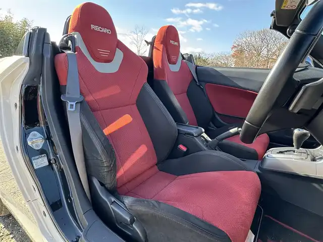 ダイハツ コペン セロS 兵庫県 2017(平29)年 3.4万km パールホワイトⅢ 純正ナビ/フルセグＴＶ/Bluetooth接続可/DVD再生可/純正赤レカロシート/ETC/アクティブトップ/革巻きステアリング/純正16インチアルミホイール/Bi-AngleLEDヘッドライト/フロントフォグランプ/スマートキー/プッシュスタート/シートヒーター/パドルシフト