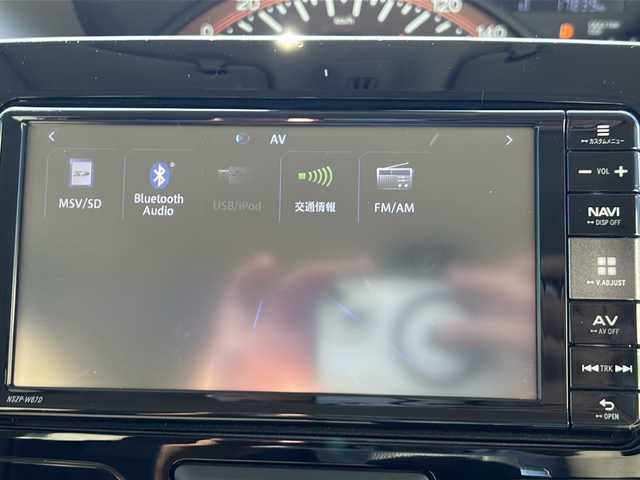 ダイハツ タント X SA Ⅲ 石川県 2017(平29)年 1.8万km プラムブラウンクリスタルマイカ 純正ナビ(BT/CD/DVD)/フルセグTV/パワースライドドア(片側)/ETC/コーナーセンサー/スマートアシスト3/・衝突回避支援ブレーキ機能/・衝突警報機能/・車線逸脱警報機能/・誤発進抑制制御機能/・先行車発進お知らせ機能/・オートハイビーム/オートライト/オートエアコン/撥水加工ファブリックシート/運転席シートヒーター/キーフリーシステム/プッシュボタンスタート/イモビライザー/禁煙車