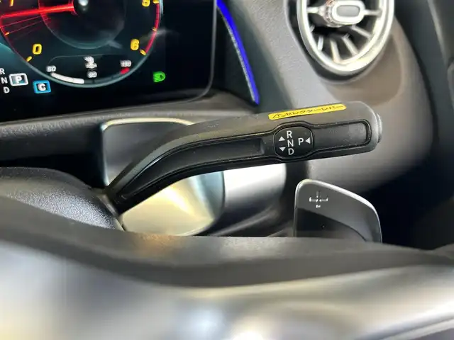 メルセデス・ベンツ ＧＬＢ２００ｄ AMGライン 茨城県 2020(令2)年 1.8万km デジタルホワイト パノラマルーフ/AMGラインpkg/・アダプティブハイビームアシスト＋/・マルチビームLEDヘッドライト/・AMGライン/・本革巻スポーツステアリング/・スポーツシート/・レザーARTICO/MICROCUTシート/・19インチAMG5ツインスポークAW/レーダーセーフティpkg/アクティブパーキングアシスト/アダプティブハイビームアシスト＋/メモリー付パワーシート（D/N）/シートヒーター（D/N）/デジタルコックピットディスプレイ/360°カメラシステム/アンビエント（64色）/ワイヤレスチャージング/EASY-PACK自動開閉テールゲート/フットトランクオープナー/ETC2.0