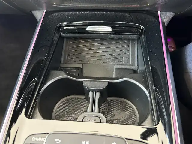 メルセデス・ベンツ ＧＬＢ２００ｄ AMGライン 茨城県 2020(令2)年 1.8万km デジタルホワイト パノラマルーフ/AMGラインpkg/・アダプティブハイビームアシスト＋/・マルチビームLEDヘッドライト/・AMGライン/・本革巻スポーツステアリング/・スポーツシート/・レザーARTICO/MICROCUTシート/・19インチAMG5ツインスポークAW/レーダーセーフティpkg/アクティブパーキングアシスト/アダプティブハイビームアシスト＋/メモリー付パワーシート（D/N）/シートヒーター（D/N）/デジタルコックピットディスプレイ/360°カメラシステム/アンビエント（64色）/ワイヤレスチャージング/EASY-PACK自動開閉テールゲート/フットトランクオープナー/ETC2.0