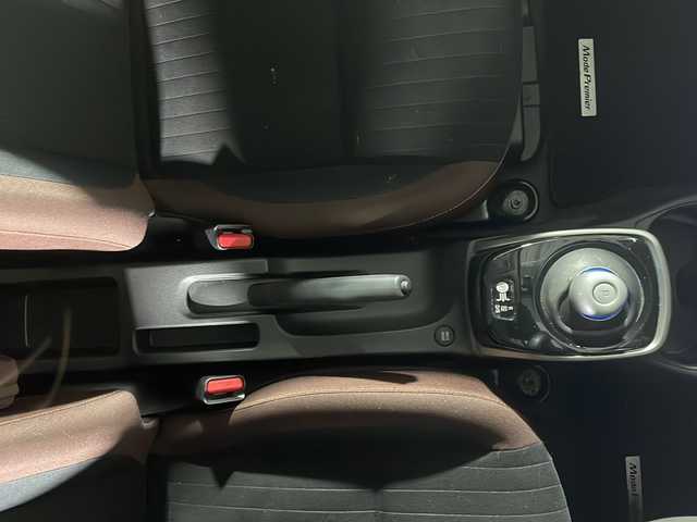 日産 ノート e－パワー X モード・プレミア 福岡県 2017(平29)年 3.4万km ダークメタルグレー ・フルセグTV/・Bluetooth/・レーンキープアシスト/・横滑り防止システム/・衝突軽減ブレーキ/・前後コーナーセンサー