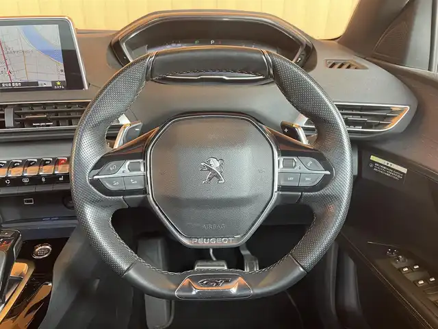 プジョー ５００８ GT ブルーHDi 愛知県 2019(令1)年 5.9万km エメラルドクリスタル ナビ /フルセグTV /Bluetooth /ファーストクラスパッケージ /黒革シート /シートヒーター/パノラマサンルーフ /フロント/サイド/リアカメラ /ブラインドスポット /ACC /レーンキープ /パワーテールゲート