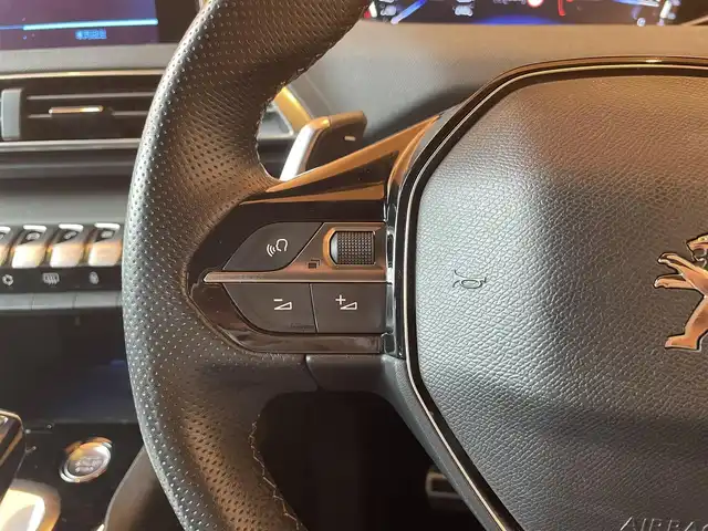 プジョー ５００８ GT ブルーHDi 愛知県 2019(令1)年 5.9万km エメラルドクリスタル ナビ /フルセグTV /Bluetooth /ファーストクラスパッケージ /黒革シート /シートヒーター/パノラマサンルーフ /フロント/サイド/リアカメラ /ブラインドスポット /ACC /レーンキープ /パワーテールゲート