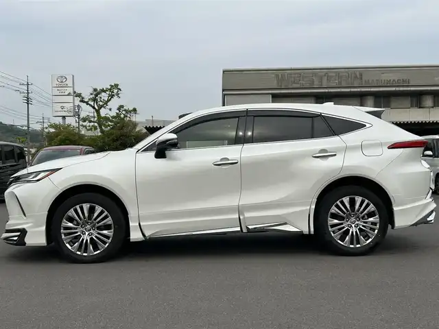 トヨタ ハリアー ハイブリッド Z 岡山県 2020(令2)年 6.4万km ホワイトパールクリスタルシャイン モデリスタエアロ/JBL/純正ナビ　/レーンキープアシスト　/横滑り防止装置　/盗難防止装置　/電動リアゲート　/ヘッドアップディスプレイ　/ETC2.0　/純正フロアマット　/クルーズコントロール/全周囲カメラ　/オートマチックハイビーム