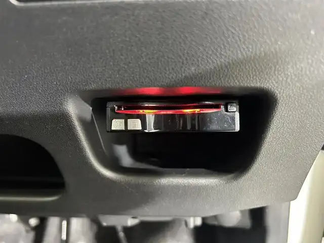 ダイハツ ムーヴ カスタム RS ハイパー SA 佐賀県 2014(平26)年 8.8万km ブラックマイカメタリック/パールホワイトⅢ 2トーン 社外7型ナビ/ＡＭ/ＦＭ/CD/DVD/Bluetooth/フルセグTV/バックカメラ/ETC/衝突被害軽減システム/ターボ/コーナーセンサー/シートヒーター/LEDヘッドライト/フォグランプ/オートエアコン/盗難防止装置/横滑り防止装置/オートライト/スマートキー/スペアキー有/プッシュスタート/USB入力端子/フロアマット/純正15インチアルミホイール/ステアリングスイッチ/本革巻きステアリング/シートカバー/ドアバイザー