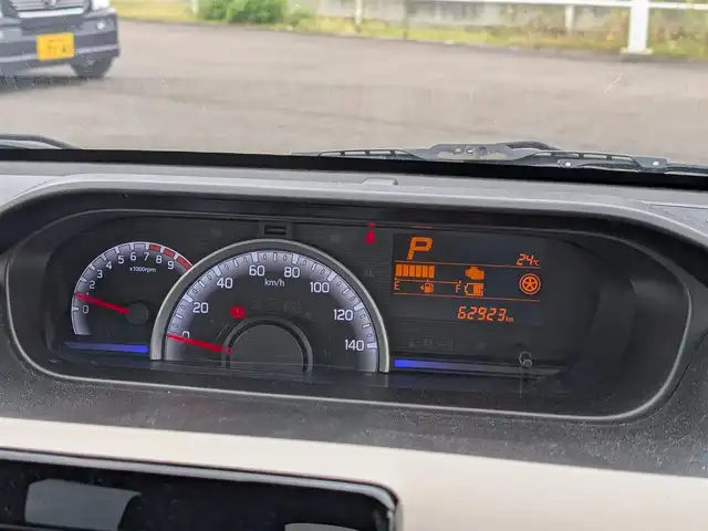 スズキ ワゴンＲ HYBRID FX 福井県 2018(平30)年 6.3万km シルキーシルバーメタリック バックカメラ/運転席シートヒーター/衝突被害軽減システム/パナソニック7インチメモリナビ（CD/BT/AM/FM）/ワンセグテレビ/レーンキープアシスト/横滑り防止装置/盗難防止装置/アイドリングストップ/ダブルエアバッグ/純正フロアマット/スマートキー