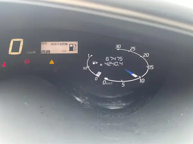 日産 セレナ ハイウェイS S HV Aセーフ 神奈川県 2014(平26)年 6.8万km ブリリアントシルバー 純正8型ナビ（MM514D-L）/・Bluetooth・DVD/・フルセグTV/・アラウンドビューモニター/純正11型フリップダウンモニター/両側電動スライドドア/運転支援システム/・エマージェンシーブレーキ/・踏み間違い防止アシスト/・車線逸脱警報/LEDライト/ビルトインETC/クルーズコントロール/スマートキーX2/新車時手帳、取説