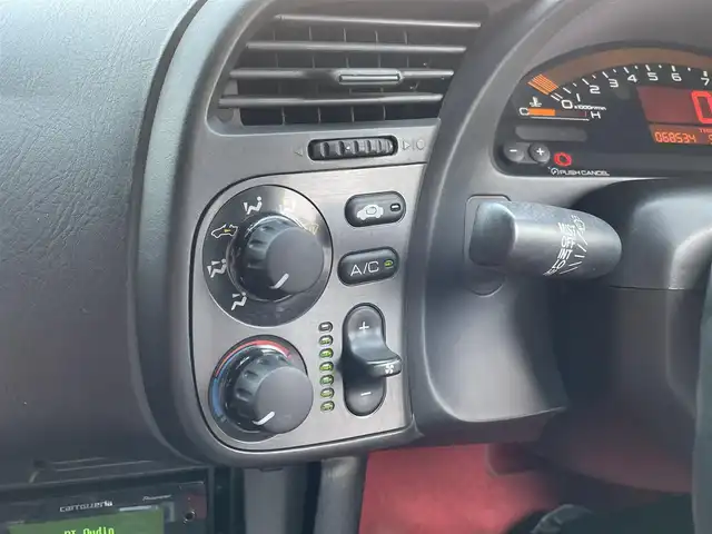 ホンダ Ｓ２０００ 埼玉県 2000(平12)年 6.9万km シルバーストーンメタリック ETC/社外CDプレイヤー(カロッツェリア)/社外オーディオ(カロッツェリア)/社外エアロ(F・S・R)(C-WEST)/車高調(TEIN)/MOMOステアリング/社外17インチAW(RAYS)(センターキャップなし)/ミラー型レーダー探知機(ASSURA)/Defi2連メーター/社外テールランプ/純正部品(サス・テールランプ・ステアリング)/純正16インチAW(F205/55/R16・R225/55/R16)/HIDヘッドライト/スペアタイヤ/保証書/取扱説明書/記録簿H12、R1、R3、R5