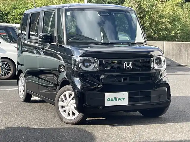 ホンダ Ｎ ＢＯＸ 長崎県 2024(令6)年 0.1万km クリスタルブラックパール ・プッシュスタート/・純正ディスプレオオーディオ（AM/FM）/・ブルートゥース/・クルーズコントロール（追従機能有）/・ハンドルスイッチ/・オートライト/・片側パワースライドドア/・横滑り防止装置/・パーキングアシスト/・ブレーキホールド/・スペアキー1本/・衝突軽減ブレーキ/・コーナーセンサー前後/・ドライブレコーダー（前方）/・レーンキープアシスト/・USB/・充電Cタイプ