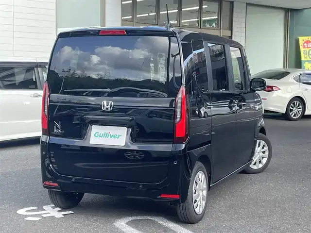 ホンダ Ｎ ＢＯＸ 長崎県 2024(令6)年 0.1万km クリスタルブラックパール ・プッシュスタート/・純正ディスプレオオーディオ（AM/FM）/・ブルートゥース/・クルーズコントロール（追従機能有）/・ハンドルスイッチ/・オートライト/・片側パワースライドドア/・横滑り防止装置/・パーキングアシスト/・ブレーキホールド/・スペアキー1本/・衝突軽減ブレーキ/・コーナーセンサー前後/・ドライブレコーダー（前方）/・レーンキープアシスト/・USB/・充電Cタイプ