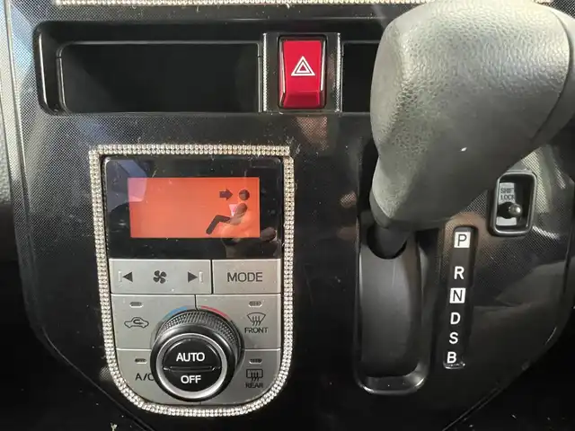 トヨタ タンク G S 愛知県 2017(平29)年 7.7万km ブラックマイカメタリック (株)IDOMが運営する【じしゃロン豊川店】の自社ローン専用車両になります。こちらは現金またはオートローンご利用時の価格です。自社ローンご希望の方は別途その旨お申付け下さい/純正SDナビ/　〇Bluetooth/　〇ワンセグTV/両側パワースライドドア/プッシュスタート/クルーズコントロール/ウィンカーミラー/ETC/ドアバイザー/オートライト