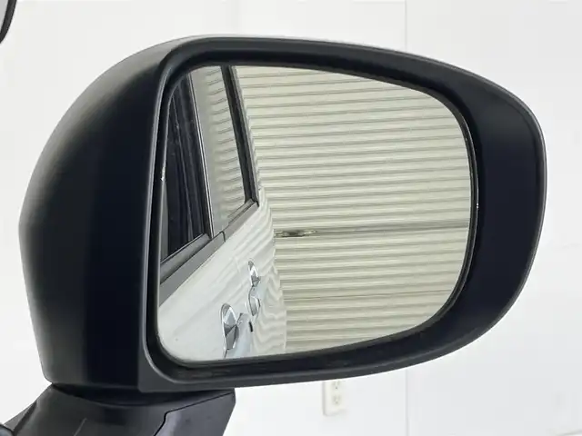 トヨタ ルーミー カスタムG 茨城県 2021(令3)年 3.1万km パールホワイトⅢ 純正ナビ/バックメラ/フルセグ/USB/HDMI/純正フリップダウンモニター/衝突被害軽減ブレーキ/車線逸脱抑制装置/レーダークルーズコントロール/オートマチックハイビーム/クリアランスソナー/両側電動スライドドア/ドラレコ/シートヒーター/純正14インチAW/LEDヘッドライト/スマートキー