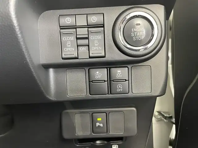 トヨタ ルーミー カスタムG 茨城県 2021(令3)年 3.1万km パールホワイトⅢ 純正ナビ/バックメラ/フルセグ/USB/HDMI/純正フリップダウンモニター/衝突被害軽減ブレーキ/車線逸脱抑制装置/レーダークルーズコントロール/オートマチックハイビーム/クリアランスソナー/両側電動スライドドア/ドラレコ/シートヒーター/純正14インチAW/LEDヘッドライト/スマートキー