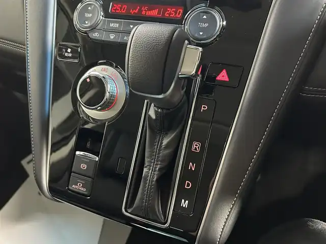 三菱 デリカＤ：５ シャモニー 大阪府 2025(令7)年 0.1千km グラファイトグレーメタリック/ブラックマイカ ミラー型全周囲カメラ　両側パワースライドドア　電動リアゲート　ハーフレザーシート　パワーシート　シートヒーター　ハンドルヒーター　BSM 衝突軽減　レーダークルーズ　スマートキー　プッシュスタート　