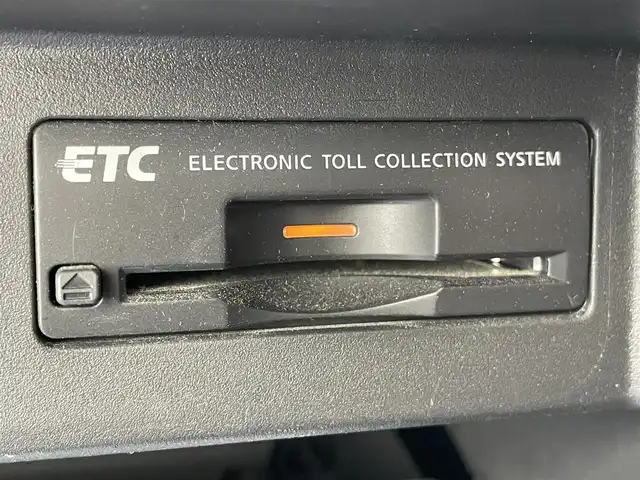 日産 フーガ 250GT タイプP 群馬県 2010(平22)年 7万km クリスタルホワイトパール 純正HDDナビ/　　Bluetooth/フルセグ/CD/DVD/    FM/AM/AUX/セーフティシールドパッケージ/クルーズコントロール/BLITZ車高調/バックカメラ/サイドカメラ/オートライト/レザーシート/全席パワーシート/全席シートヒーター/前席エアーシート/ビルドインETC/スマートキー2本