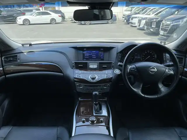 日産 フーガ 250GT タイプP 群馬県 2010(平22)年 7万km クリスタルホワイトパール 純正HDDナビ/　　Bluetooth/フルセグ/CD/DVD/    FM/AM/AUX/セーフティシールドパッケージ/クルーズコントロール/BLITZ車高調/バックカメラ/サイドカメラ/オートライト/レザーシート/全席パワーシート/全席シートヒーター/前席エアーシート/ビルドインETC/スマートキー2本