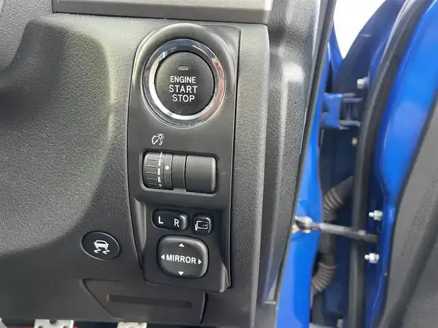 スバル インプレッサ ＷＲＸ STi 東京都 2009(平21)年 7.8万km WRブルーマイカ メーカーＯＰレカロシート/ＨＫＳマフラー/ＨＫＳハイパーＭＡＸ車高調キット/ＳＴＩフロントアンダースポイラー/社外ＬＥＤテールレンズ/ゼロスポーツリヤバンパー/ゼロスポーツエアクリーナー/Ｄｅｆｉブーストメーター/ＭＯＭＯステアリング/Ｐｉｖｏｔスロットルコントローラー/ディスプレイオーディオ/ＥＴＣ2.0/ドライブレコーダー/ＨＩＤヘッドライト/ゼロスポーツフロアマット/プッシュスタート/スマートキー