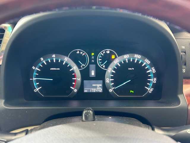 トヨタ ヴェルファイア 2．4V 宮城県 2009(平21)年 18万km ホワイトパールクリスタルシャイン 純正ナビ/AM/FM/BT/CD/DVD/AUX/ワンセグTV/バックカメラ/社外フリップダウンモニター/前席パワーシート/オットマン/両側パワースライドドア/ステアリングスイッチ/MTモード搭載/コーナーセンサー/クルーズコントロール/横滑り防止装置/衝突被害軽減システム/純正フロアマット/ウィンカードアミラー/プッシュスタート/保証書・記録簿・取扱説明書