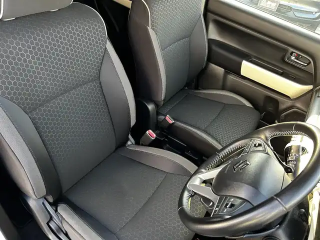 スズキ クロスビー HYBRID MZ 道北・旭川 2021(令3)年 3.9万km ピュアホワイトパール/ブラック2トーンルーフ パナソニック8インチナビ/全方位カメラ/フルセグTV/クルーズコントロール/ドアミラーヒーター/前席シートヒーター/ドライブレコーダー/ビルトインETC/プッシュスタート/スマートキー