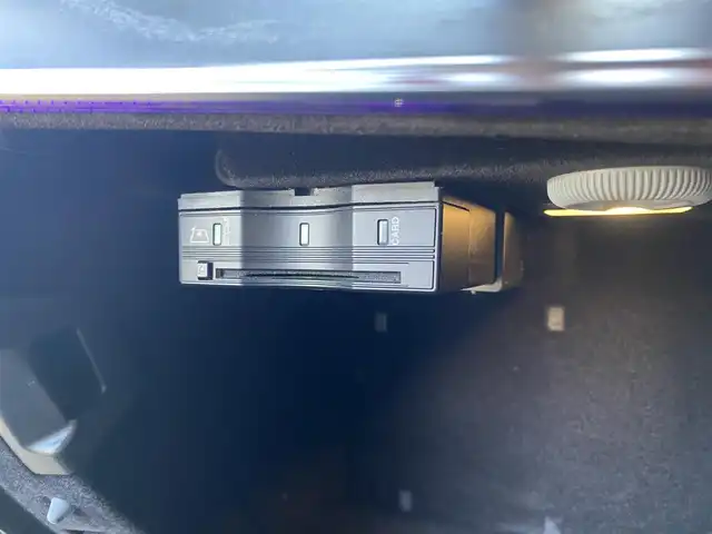 メルセデス・ベンツ ＣＬＳ２２０ｄ スポーツ エクスクルーシブPKG 福岡県 2021(令3)年 1万km オブシディアンブラック ・サンルーフ/・Brumesterサウンド/・エアサスペンション/・アダプティブクルーズコントロール/・純正ナビ/Bluetooth/USB/フルセグTV/・全方位カメラ/・黒革シート/シートヒーター/エアシート/・前席パワーシート/メモリーシート/・純正ドライブレコーダー/・ETC/・純正19AW/・LEDライト/・取扱説明書/・保証書/・スペアキー