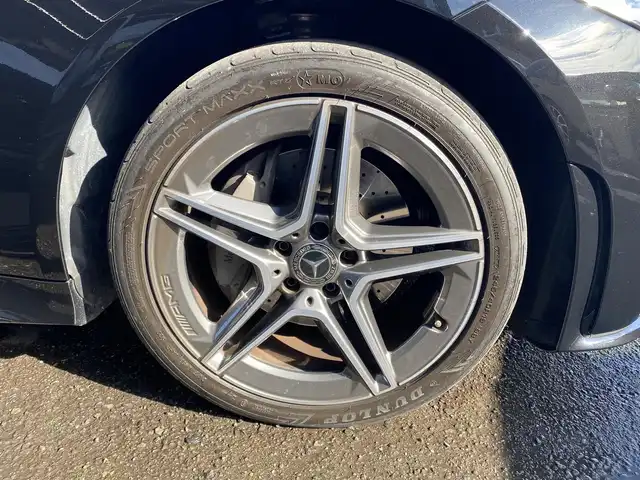 メルセデス・ベンツ ＣＬＳ２２０ｄ スポーツ エクスクルーシブPKG 福岡県 2021(令3)年 1万km オブシディアンブラック ・サンルーフ/・Brumesterサウンド/・エアサスペンション/・アダプティブクルーズコントロール/・純正ナビ/Bluetooth/USB/フルセグTV/・全方位カメラ/・黒革シート/シートヒーター/エアシート/・前席パワーシート/メモリーシート/・純正ドライブレコーダー/・ETC/・純正19AW/・LEDライト/・取扱説明書/・保証書/・スペアキー