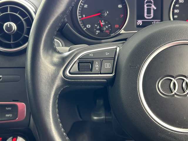 アウディ Ａ１ SB 1.4TFSI シリンダーオンデマンドスポーツ 奈良県 2016(平28)年 2.4万km ナノグレー/フロレットシルバーM 純正ナビ/（CD＆DVD＆BT）/オートライト/HIDライト/フォグランプ/ドライブアシスト/スマートキー/プッシュスタート/純正アルミホイール/アイドリングストップ/ABS/横滑り防止装置