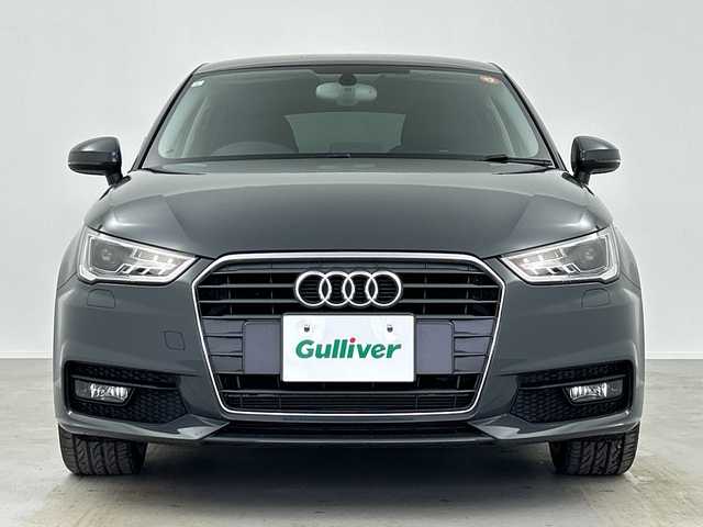 アウディ Ａ１ SB 1.4TFSI シリンダーオンデマンドスポーツ 奈良県 2016(平28)年 2.4万km ナノグレー/フロレットシルバーM 純正ナビ/（CD＆DVD＆BT）/オートライト/HIDライト/フォグランプ/ドライブアシスト/スマートキー/プッシュスタート/純正アルミホイール/アイドリングストップ/ABS/横滑り防止装置