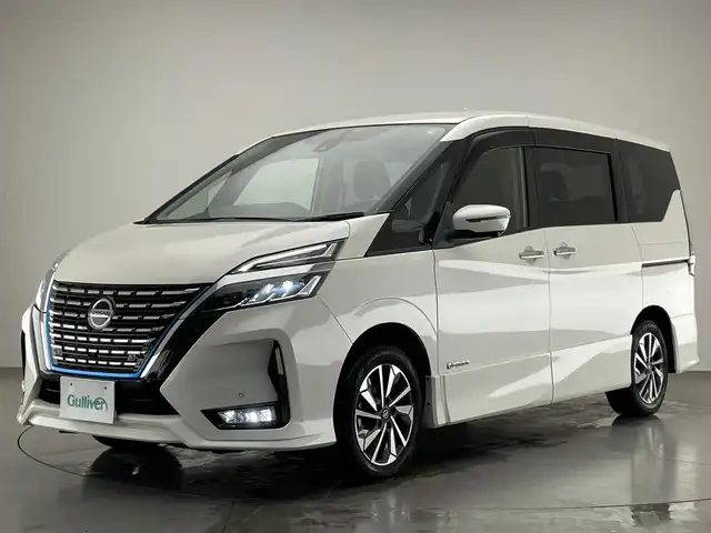 日産 セレナ e－パワー ハイウェイスター V 愛知県 2020(令2)年 7.4万km ブリリアントホワイトパール 純正１０型ナビ　フルセグＴＶ　全方位カメラ　プロパイロット　セーフティパックＢ　パーキングアシスト　エマージェンシーブレーキ　衝突軽減　追従クルコン　ハンドル支援　両側パワスラ　純正ドラレコ　ステアリングヒーター　電動パーキングブレーキ　禁煙車