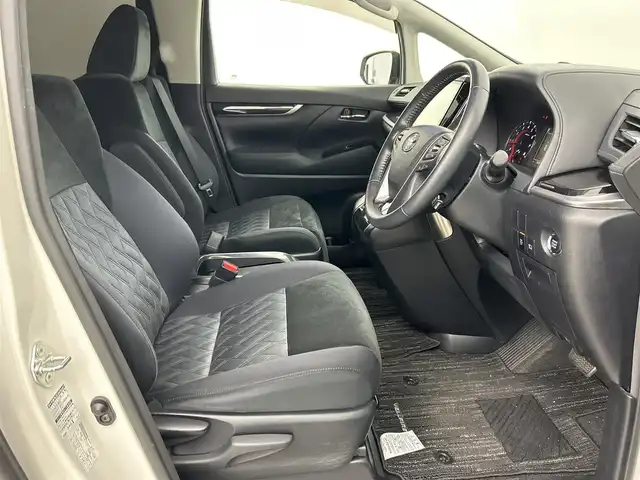 トヨタ ヴェルファイア Z Aエディション 福岡県 2018(平30)年 5.1万km ホワイトパールクリスタルシャイン サンルーフ　/後席モニター　/純正ナビ　/バックカメラ　/ビルトインＥＴＣ　/ドラレコ　/ＡＣＣ　/コーナーセンサー　/衝突軽減ブレーキ　/レーンキープ　/ＭＴモード付き　/両側電動スライドドア　/パワーバックドア　/ＬＥＤ