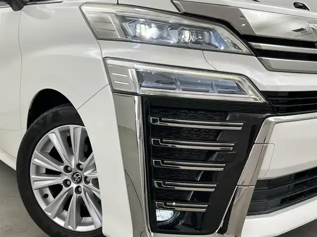 トヨタ ヴェルファイア Z Aエディション 福岡県 2018(平30)年 5.1万km ホワイトパールクリスタルシャイン サンルーフ　/後席モニター　/純正ナビ　/バックカメラ　/ビルトインＥＴＣ　/ドラレコ　/ＡＣＣ　/コーナーセンサー　/衝突軽減ブレーキ　/レーンキープ　/ＭＴモード付き　/両側電動スライドドア　/パワーバックドア　/ＬＥＤ
