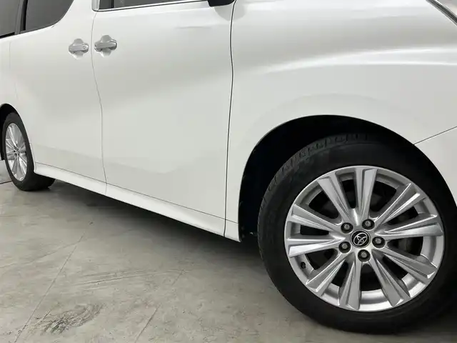 トヨタ ヴェルファイア Z Aエディション 福岡県 2018(平30)年 5.1万km ホワイトパールクリスタルシャイン サンルーフ　/後席モニター　/純正ナビ　/バックカメラ　/ビルトインＥＴＣ　/ドラレコ　/ＡＣＣ　/コーナーセンサー　/衝突軽減ブレーキ　/レーンキープ　/ＭＴモード付き　/両側電動スライドドア　/パワーバックドア　/ＬＥＤ