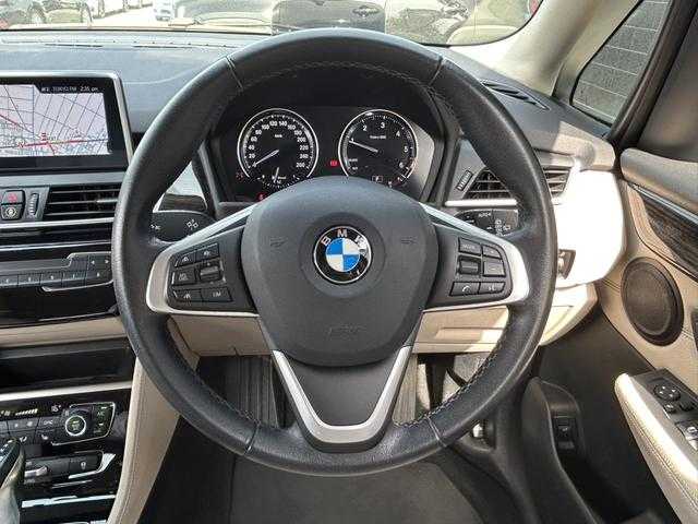 ＢＭＷ ２１８ｄ アクティブツアラー ラグジュアリー 埼玉県 2020(令2)年 5.2万km メディテラニアンブルー ベージュ革シート　/純正ナビ　/ＨＵＤ　/Ｂｌｕｅｔｏｏｔｈ接続　/バックカメラ　/パワーシート　/シートヒーター　/ドラレコ　/ＥＴＣ　/電動リアゲート　/ＬＥＤヘッドライト　/インテリジェントセーフティ